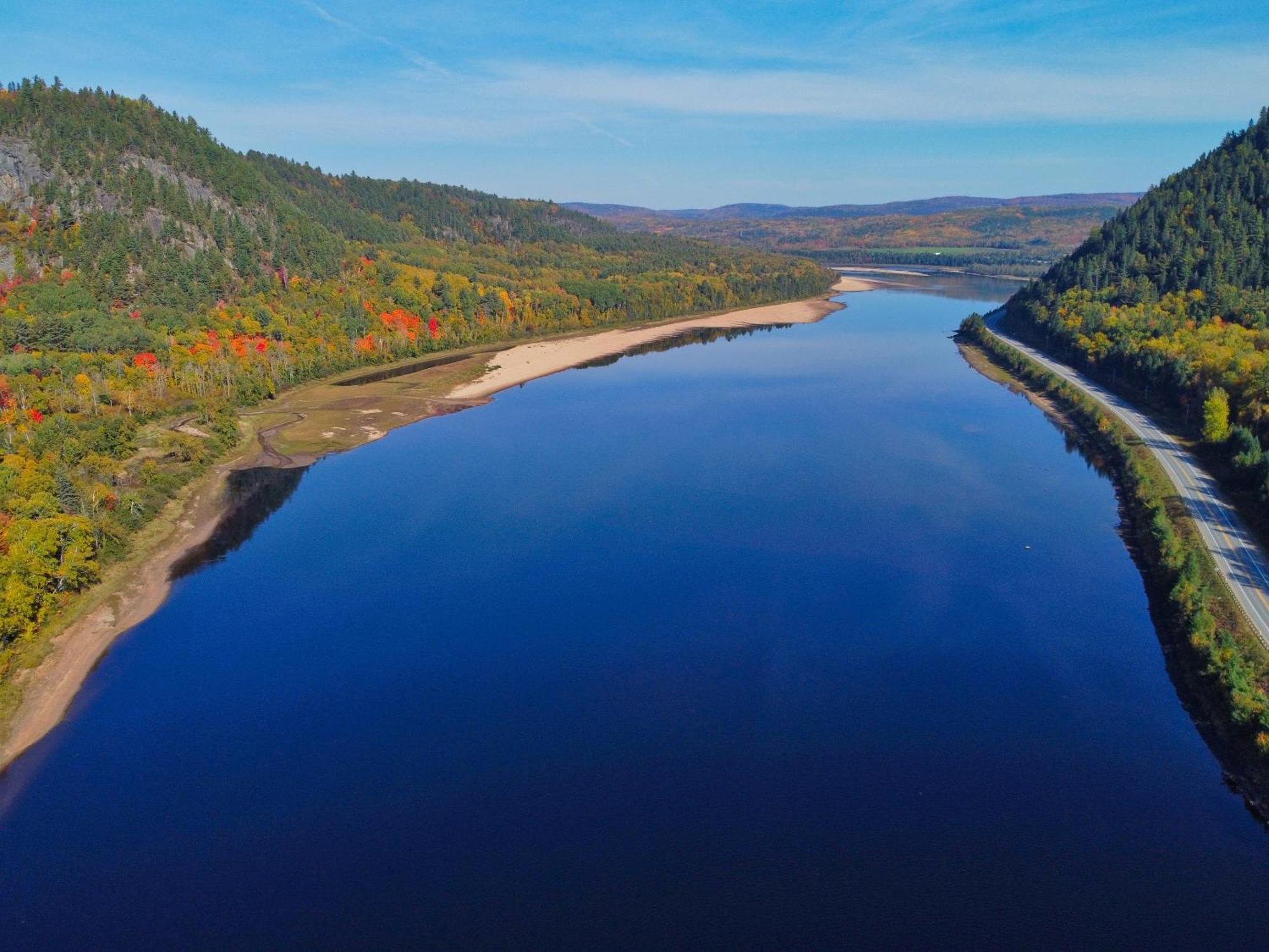 Domaine Le Bostonnais - Le Village En Bois Rond La Tuque Kültér fotó