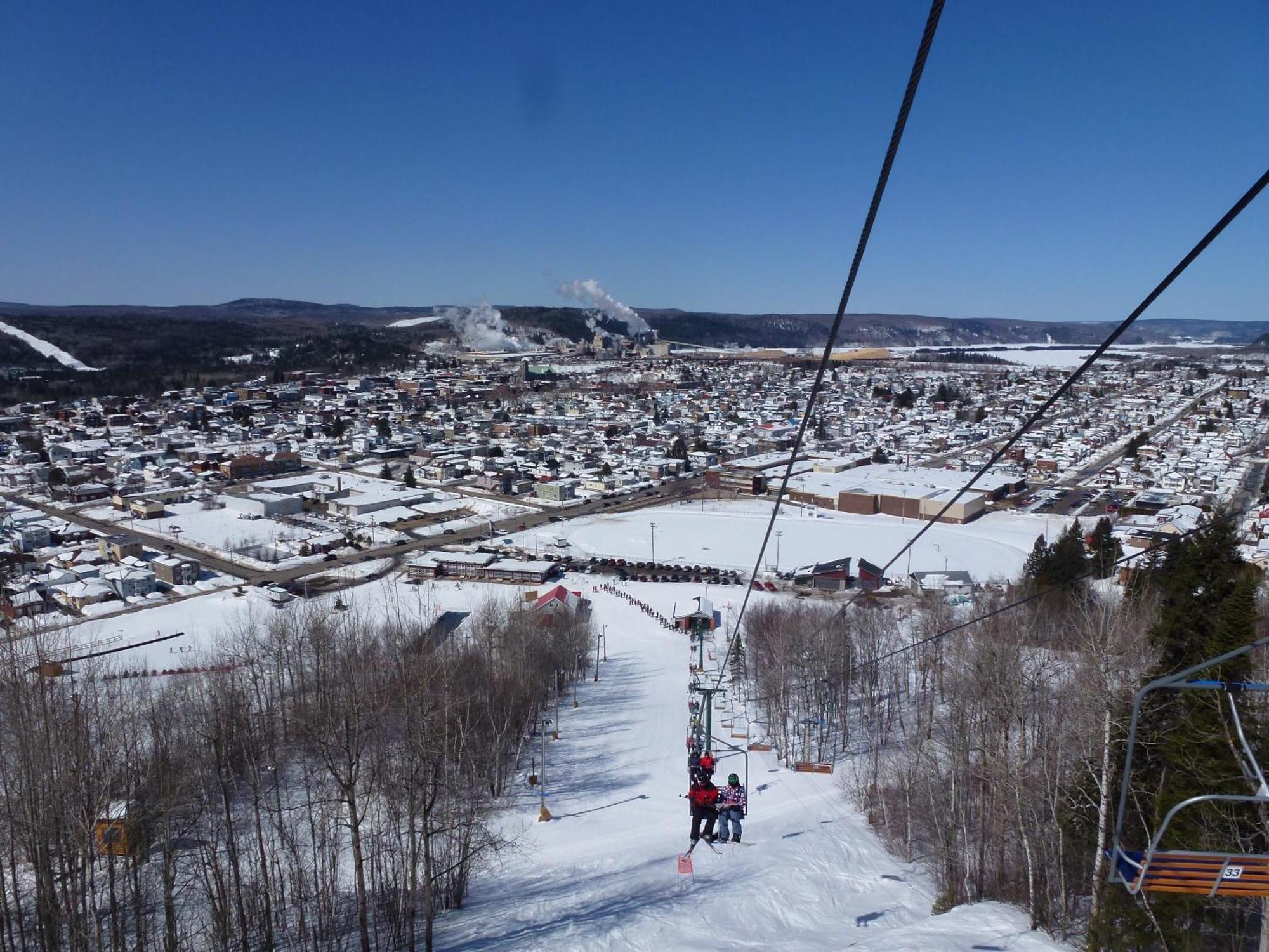 Domaine Le Bostonnais - Le Village En Bois Rond La Tuque Kültér fotó