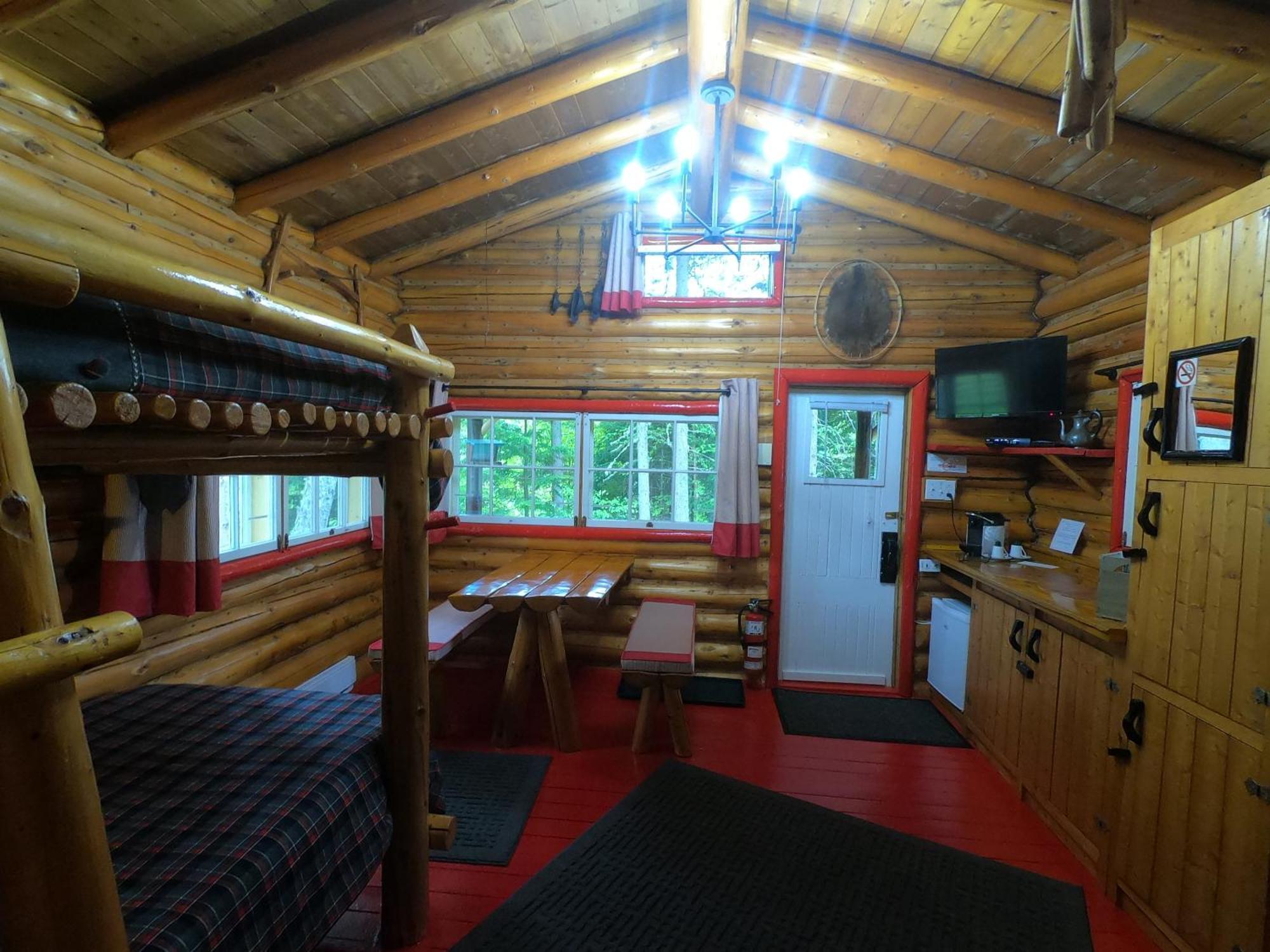 Domaine Le Bostonnais - Le Village En Bois Rond La Tuque Szoba fotó