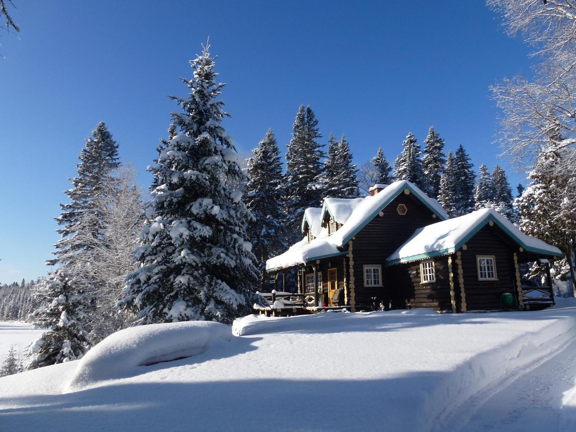 Domaine Le Bostonnais - Le Village En Bois Rond La Tuque Kültér fotó