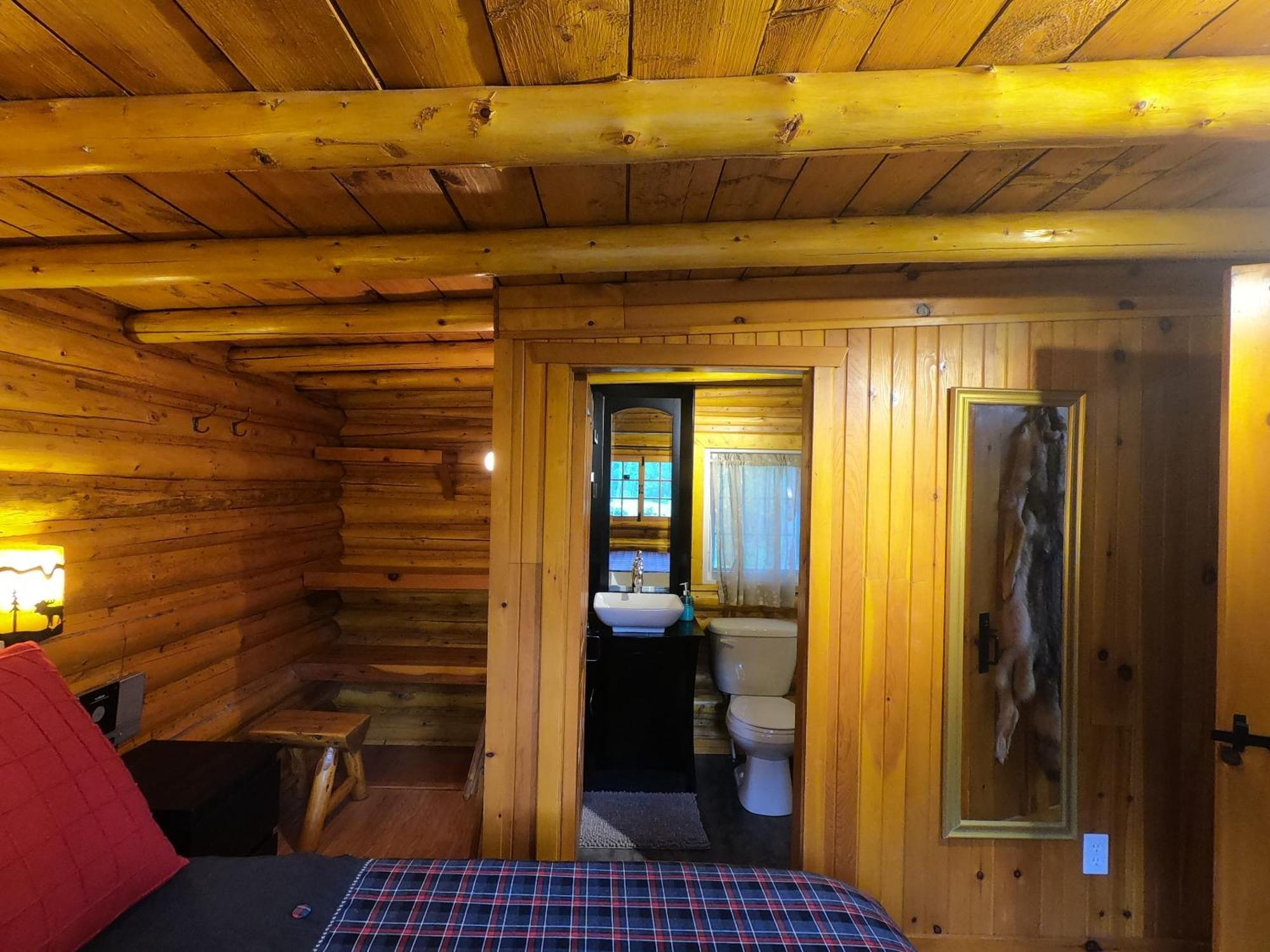 Domaine Le Bostonnais - Le Village En Bois Rond La Tuque Szoba fotó